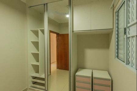 Casa para alugar com 200m², 3 quartos e 3 vagasQuarto 2