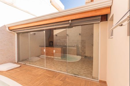 Casa para alugar com 200m², 3 quartos e 3 vagasPiscina