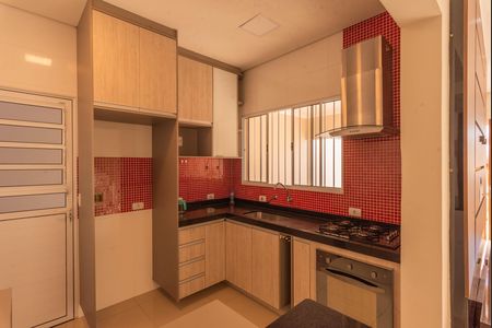 Casa para alugar com 200m², 3 quartos e 3 vagasCozinha