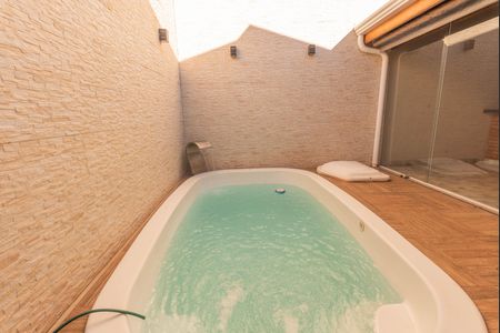 Casa para alugar com 200m², 3 quartos e 3 vagasPiscina
