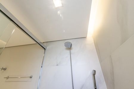 Apartamento para alugar com 198m², 3 quartos e 3 vagas Apartamento para alugar com 198m², 3 quartos e 3 vagasQuarto 1 - Banheiro da Suite