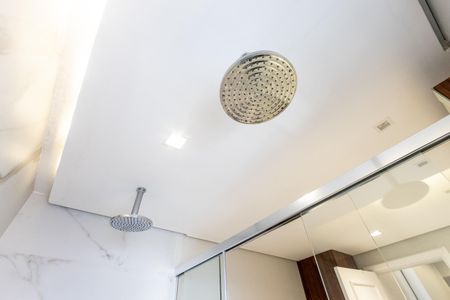 Apartamento para alugar com 198m², 3 quartos e 3 vagas Apartamento para alugar com 198m², 3 quartos e 3 vagasQuarto 3 - Banheiro da Suite