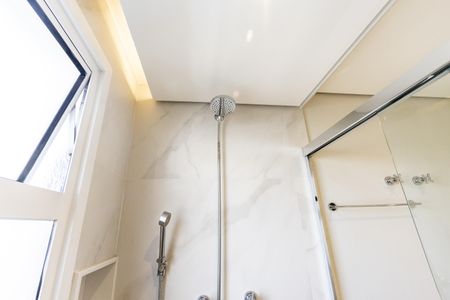 Apartamento para alugar com 198m², 3 quartos e 3 vagas Apartamento para alugar com 198m², 3 quartos e 3 vagasQuarto 2 - Banheiro da Suite