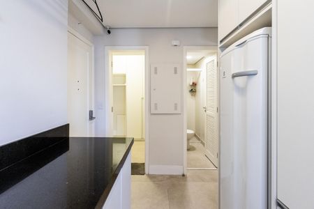 Apartamento para alugar com 198m², 3 quartos e 3 vagas Apartamento para alugar com 198m², 3 quartos e 3 vagasÁrea de Serviço