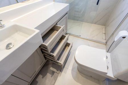 Apartamento para alugar com 198m², 3 quartos e 3 vagas Apartamento para alugar com 198m², 3 quartos e 3 vagasQuarto 2 - Banheiro da Suite