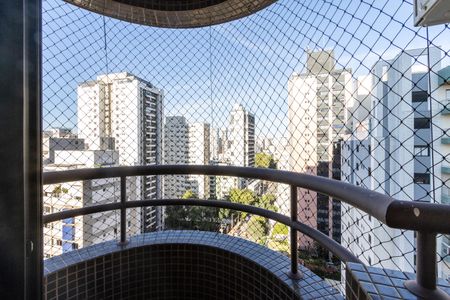 Apartamento para alugar com 198m², 3 quartos e 3 vagas Apartamento para alugar com 198m², 3 quartos e 3 vagasQuarto 1 - Suite