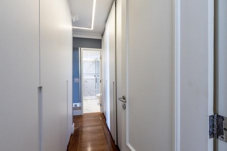 Apartamento para alugar com 198m², 3 quartos e 3 vagas Apartamento para alugar com 198m², 3 quartos e 3 vagasQuarto 3 - Suite