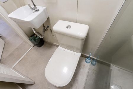 Apartamento para alugar com 198m², 3 quartos e 3 vagas Apartamento para alugar com 198m², 3 quartos e 3 vagasBanheiro de Serviço