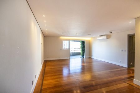 Sala de apartamento para alugar com 3 quartos, 198m² em Perdizes, São Paulo