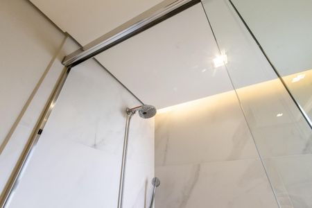 Apartamento para alugar com 198m², 3 quartos e 3 vagas Apartamento para alugar com 198m², 3 quartos e 3 vagasQuarto 1 - Banheiro da Suite