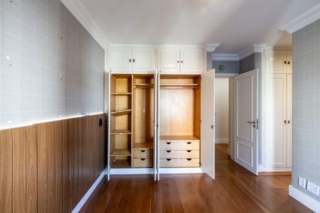 Apartamento para alugar com 198m², 3 quartos e 3 vagas Apartamento para alugar com 198m², 3 quartos e 3 vagasQuarto 2 - Suite