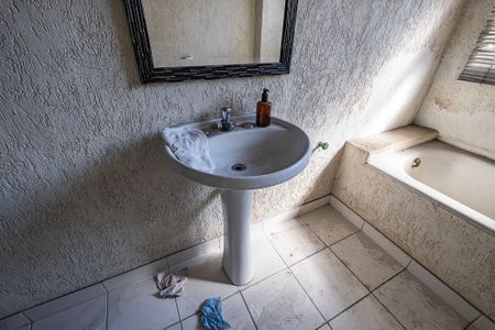 Apartamento à venda com 143m², 3 quartos e sem vaga Apartamento à venda com 143m², 3 quartos e sem vagaBanheiro