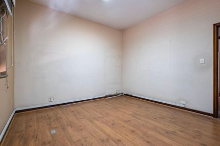 Apartamento à venda com 143m², 3 quartos e sem vaga Apartamento à venda com 143m², 3 quartos e sem vagaQuarto 2