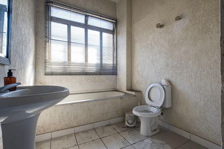 Apartamento à venda com 143m², 3 quartos e sem vaga Apartamento à venda com 143m², 3 quartos e sem vagaBanheiro