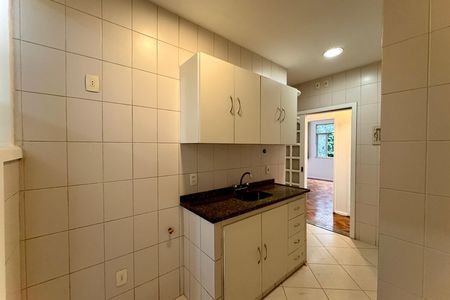 Apartamento à venda com 77m², 2 quartos e sem vaga