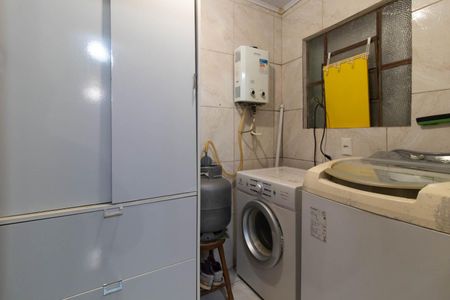Cozinha e Área de Serviço de casa à venda com 1 quarto, 385m² em Guarujá, Porto Alegre