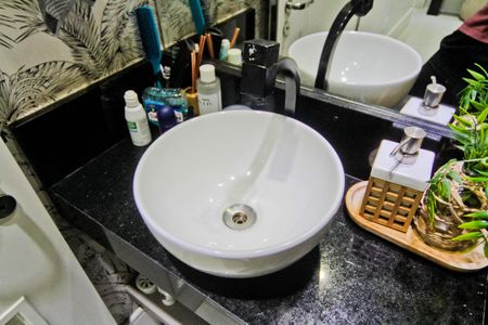 Lavabo de apartamento à venda com 3 quartos, 115m² em Santa Teresinha, São Paulo