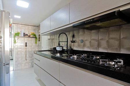 Apartamento à venda com 115m², 3 quartos e 3 vagas Apartamento à venda com 115m², 3 quartos e 3 vagasCozinha