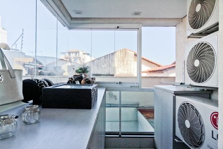Apartamento à venda com 115m², 3 quartos e 3 vagas Apartamento à venda com 115m², 3 quartos e 3 vagasVaranda