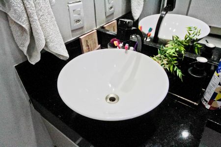 Apartamento à venda com 115m², 3 quartos e 3 vagas Apartamento à venda com 115m², 3 quartos e 3 vagasBanheiro da Suíte