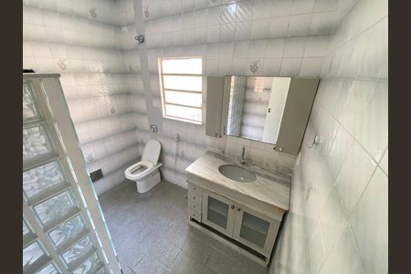 Casa à venda com 217m², 4 quartos e 2 vagas