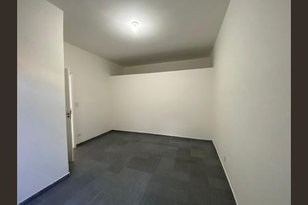 Casa à venda com 217m², 4 quartos e 2 vagas