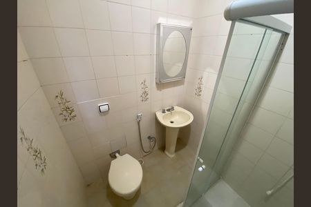 Casa à venda com 217m², 4 quartos e 2 vagas