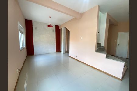 Casa à venda com 4 quartos, 217m² em Encantado, Rio de Janeiro