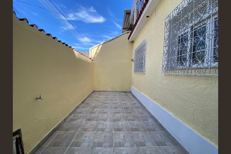 Casa à venda com 217m², 4 quartos e 2 vagas