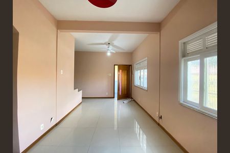 Casa à venda com 4 quartos, 217m² em Encantado, Rio de Janeiro
