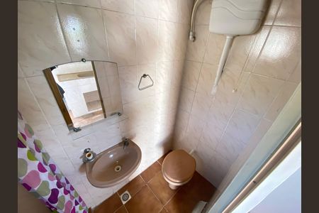 Casa à venda com 217m², 4 quartos e 2 vagas