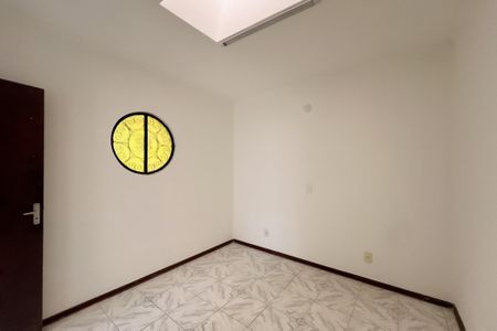 Casa à venda com 3 quartos, 192m² em Jardim Santo Antonio, Valinhos