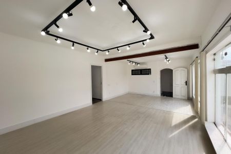 Casa à venda com 3 quartos, 192m² em Jardim Santo Antonio, Valinhos
