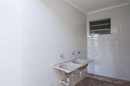 Studio para alugar com 20m², 1 quarto e sem vaga Studio para alugar com 20m², 1 quarto e sem vagaLavanderia