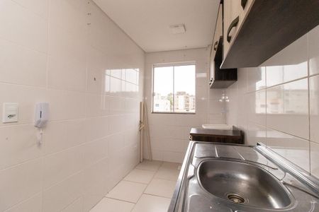 Apartamento para alugar com 41m², 2 quartos e 1 vaga Apartamento para alugar com 41m², 2 quartos e 1 vagaCozinha e Área de Serviço