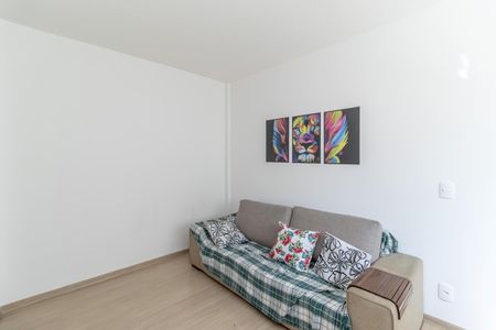 Sala de apartamento para alugar com 2 quartos, 54m² em Planalto, Belo Horizonte