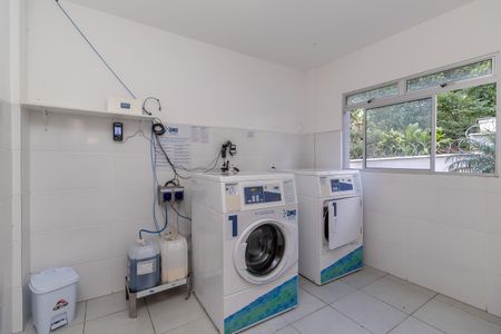Apartamento para alugar com 54m², 2 quartos e 1 vaga Apartamento para alugar com 54m², 2 quartos e 1 vagaÁrea comum - Lavanderia
