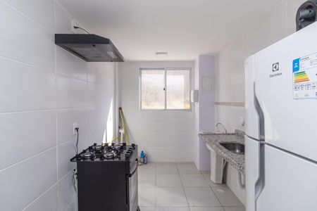 Apartamento para alugar com 54m², 2 quartos e 1 vaga Apartamento para alugar com 54m², 2 quartos e 1 vagaCozinha e Área de Serviço