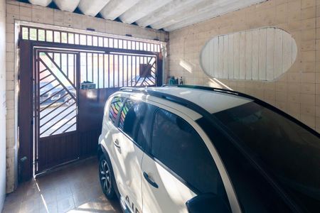 Garagem de casa à venda com 2 quartos, 80m² em Vila Independencia, São Paulo