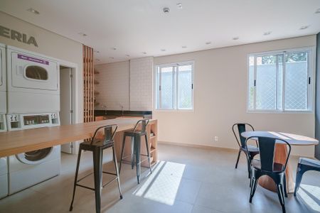 Apartamento à venda com 40m², 2 quartos e sem vaga Apartamento à venda com 40m², 2 quartos e sem vagaÁrea comum - Lavanderia