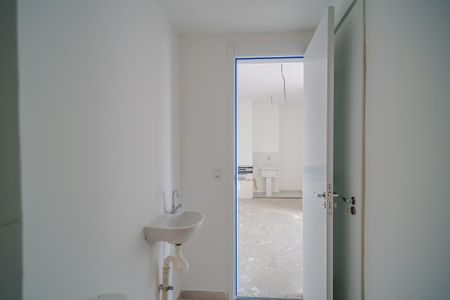Banheiro de apartamento à venda com 1 quarto, 40m² em Butantã, São Paulo