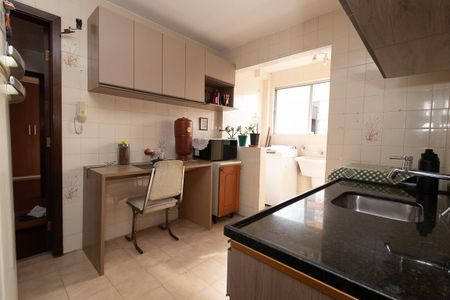 Apartamento à venda com 74m², 3 quartos e 1 vagaCozinha e Área de Serviço