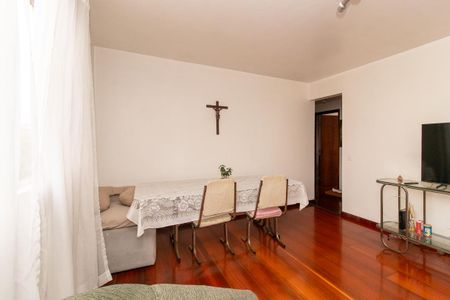 Apartamento à venda com 74m², 3 quartos e 1 vagaSala