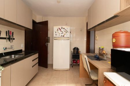 Apartamento à venda com 74m², 3 quartos e 1 vagaCozinha e Área de Serviço
