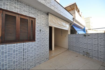 Casa para alugar com 172m², 3 quartos e 2 vagasQuintal