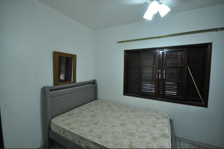Casa para alugar com 172m², 3 quartos e 2 vagasQuarto 2