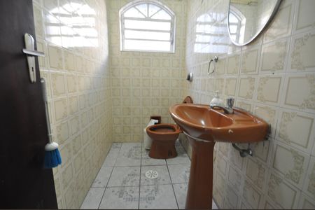 Casa para alugar com 172m², 3 quartos e 2 vagasLavabo