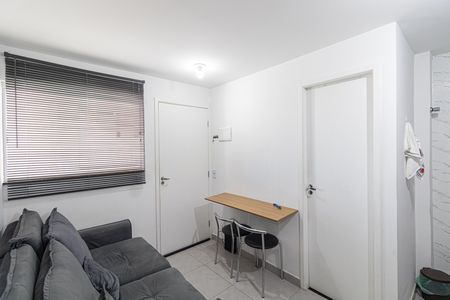 Sala/Cozinha/Área de Serviço  de apartamento para alugar com 1 quarto, 26m² em Penha de França, São Paulo