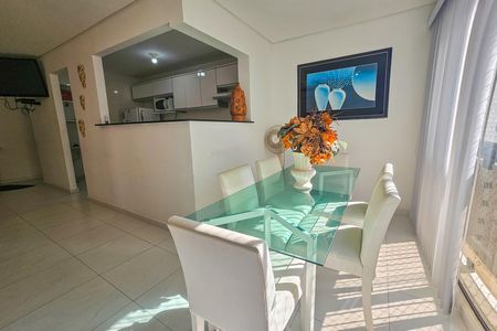 Apartamento para alugar com 2 quartos, 90m² em Barra Funda, Guarujá