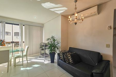 Apartamento para alugar com 2 quartos, 90m² em Barra Funda, Guarujá